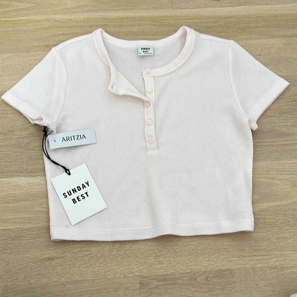 New with tags Aritzia/Sunday Best Button-Up Tee